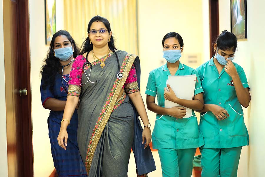 Dr. Ananthi Aravind with her team